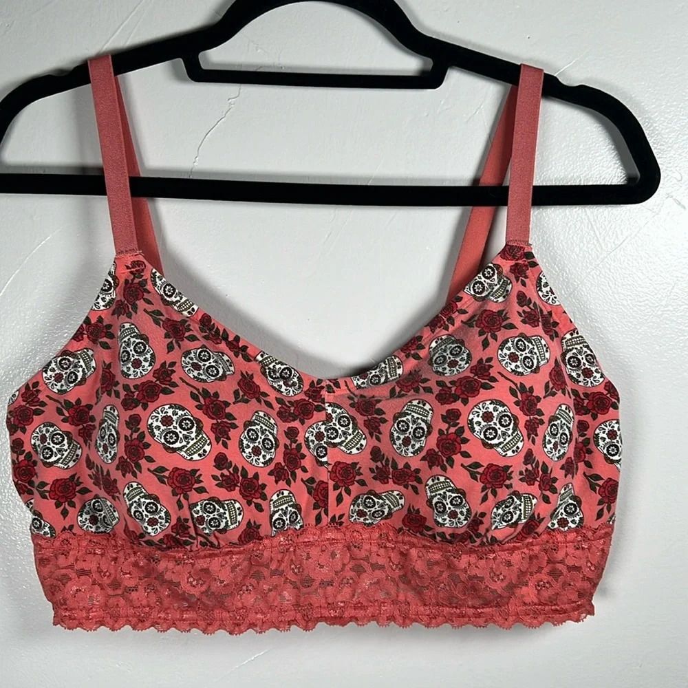 Torrid Curve Bra Size Large Lace Skulls Roses Pink Red Melon **FLAW**